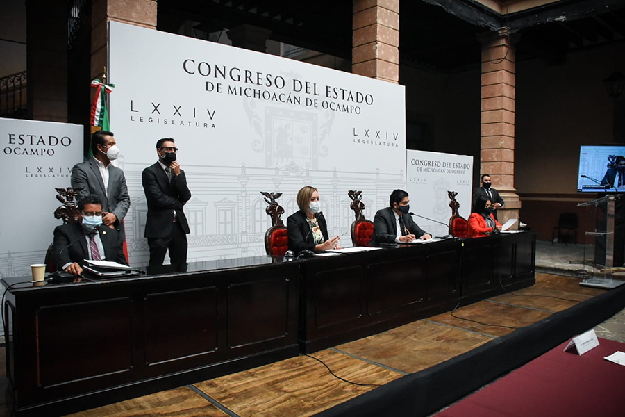 Notifican Ayuntamientos a Congreso local, licencias para presidentes municipales de 13 ayuntamientos