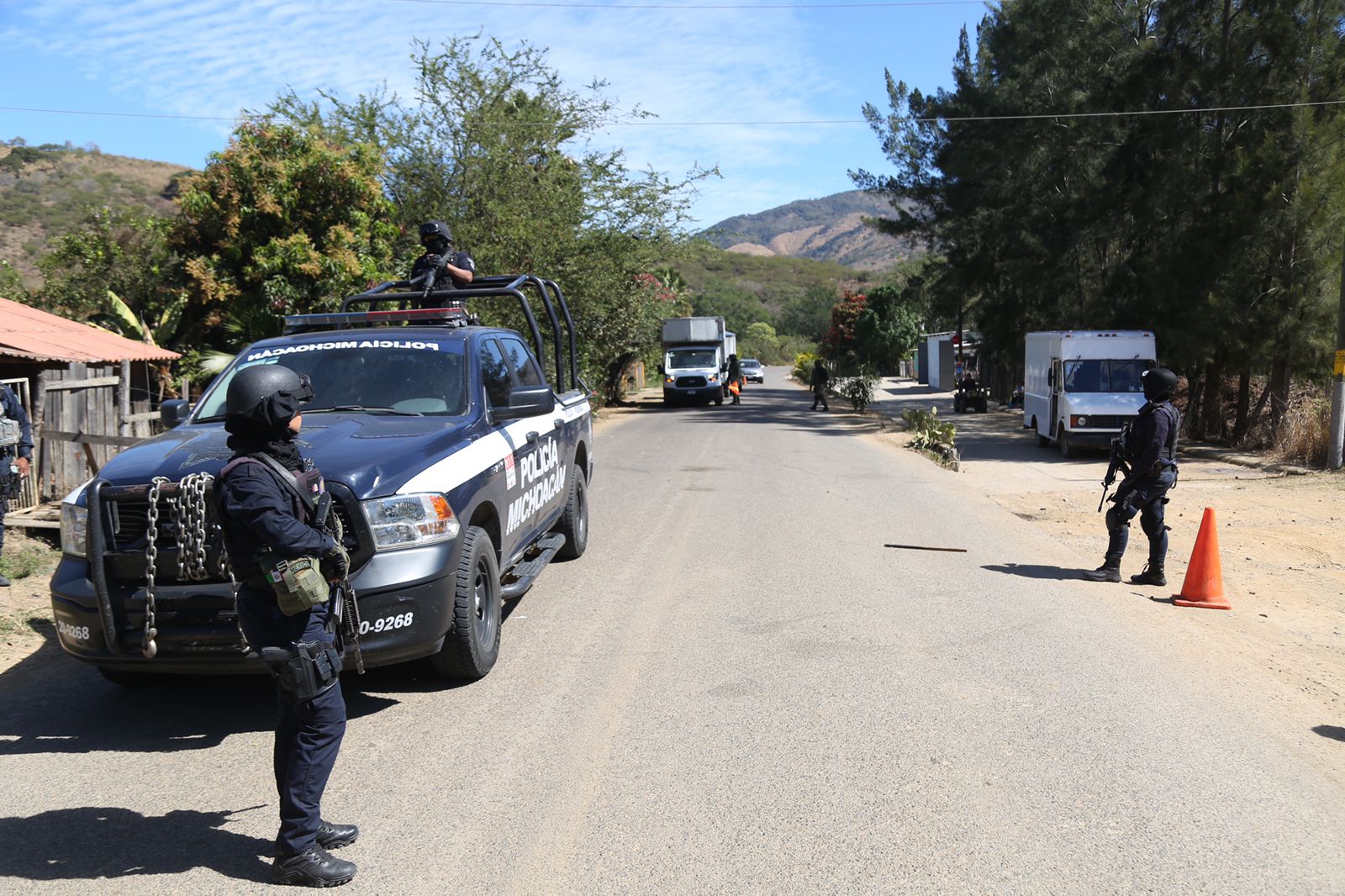 Fuerzas federales y estatales de seguridad, en coordinación para preservar la paz en Tepalcatepec