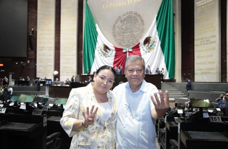 Juan Barajas se Reúne con la Diputada Federal de Morena Luz Adriana Candelario